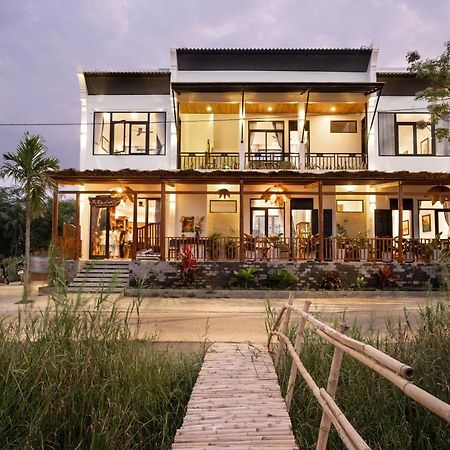 The Boathouse Riverside Homestay Hoi An Exteriör bild